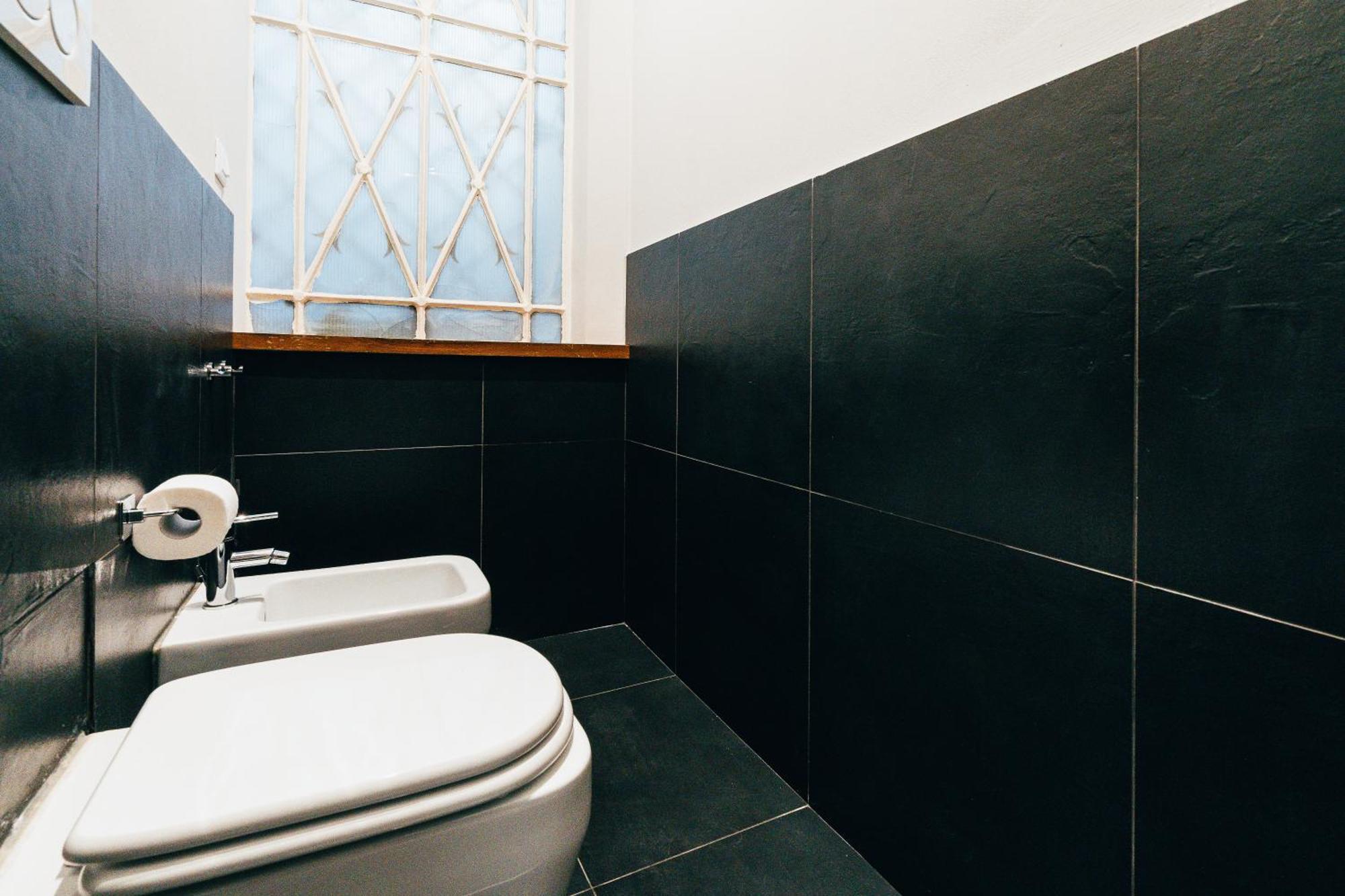 Bologna Suites - Private Bathroom Luaran gambar