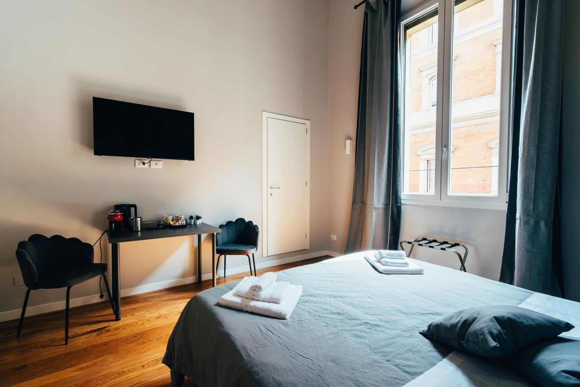 Bologna Suites - Private Bathroom Luaran gambar