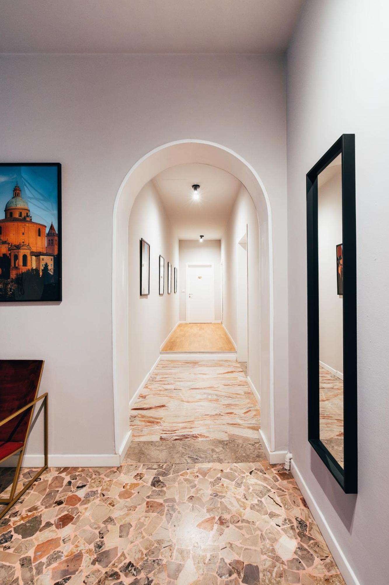 Bologna Suites - Private Bathroom Luaran gambar