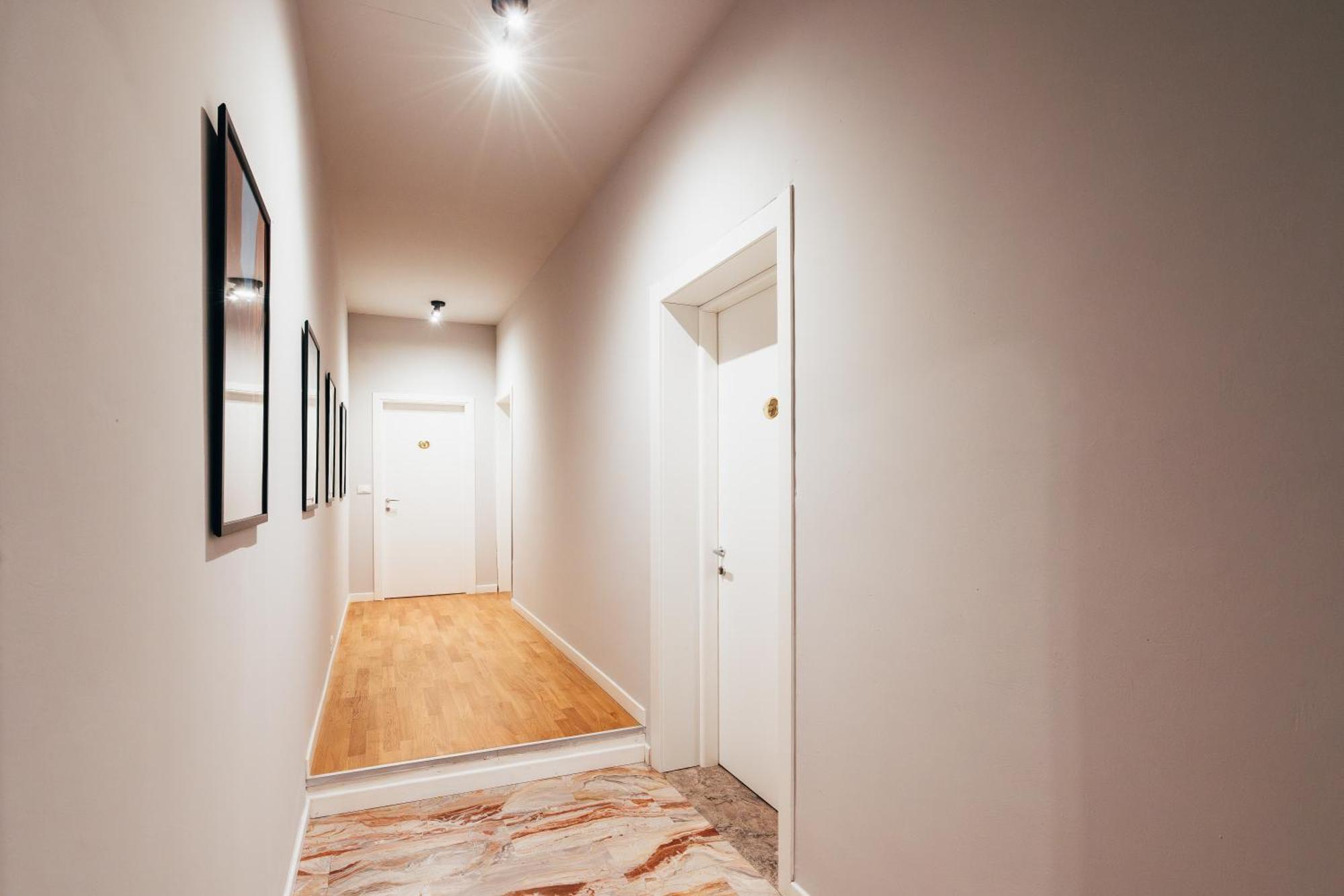 Bologna Suites - Private Bathroom Luaran gambar
