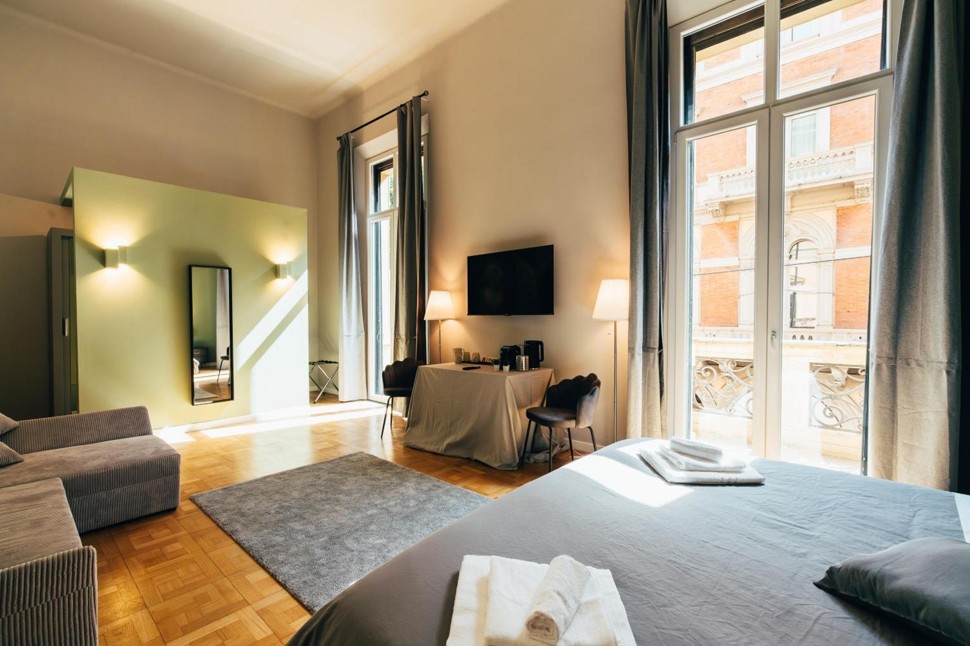 Bologna Suites - Private Bathroom Luaran gambar
