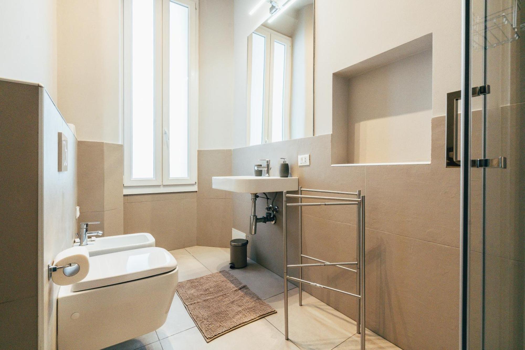 Bologna Suites - Private Bathroom Luaran gambar