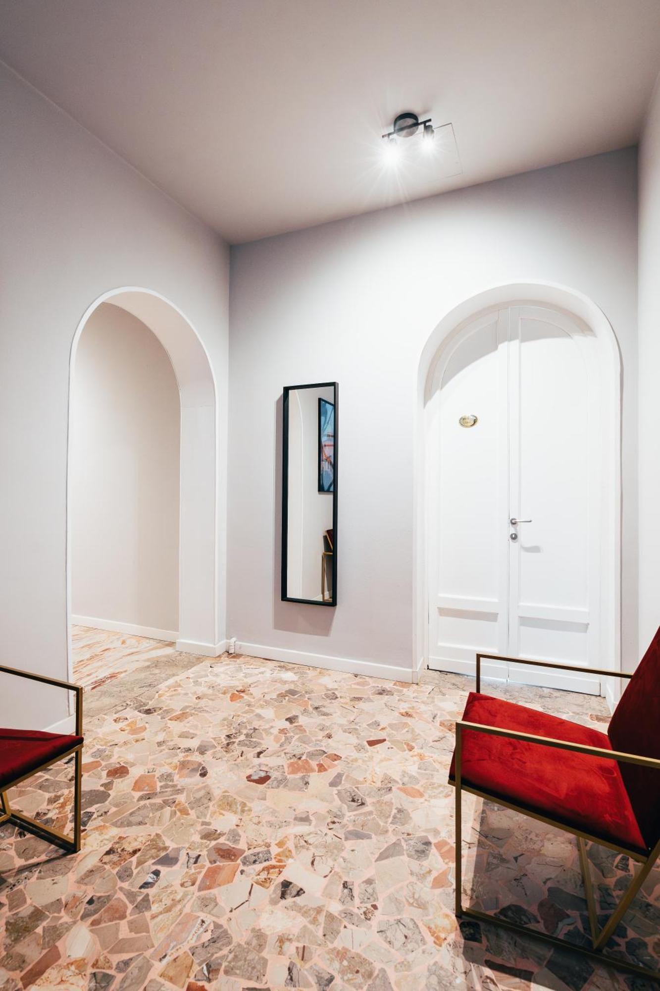 Bologna Suites - Private Bathroom Luaran gambar