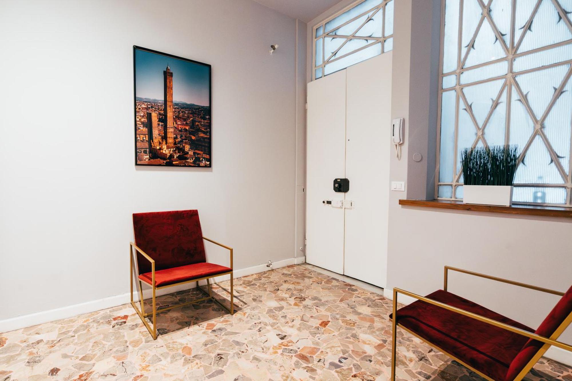 Bologna Suites - Private Bathroom Luaran gambar